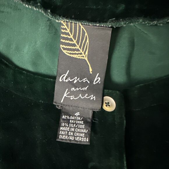 Dana B & Karen Womens Velvet Top 4 Silk Button Up Minimalist Forest Fairy Dark - Picture 7 of 10